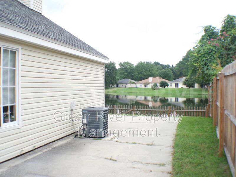 Adorable well kept 2/2 in Argyle! property image