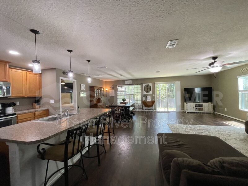 3 Bedroom 2 FULL bath home available Now in Winchester Ridge! property image