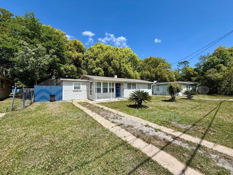 Freshly Updated & Move-In Ready in Osceola Forest! property image