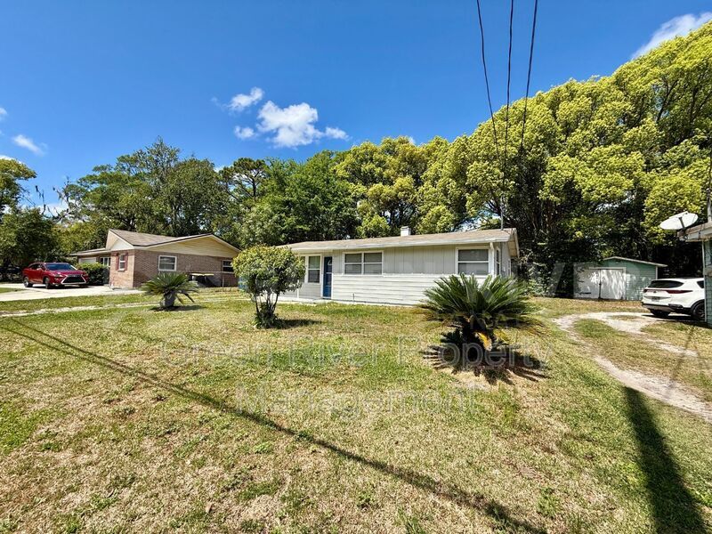 Freshly Updated & Move-In Ready in Osceola Forest! property image