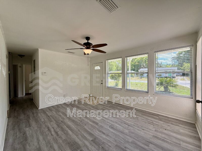 Freshly Updated & Move-In Ready in Osceola Forest! property image