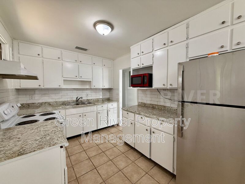 Freshly Updated & Move-In Ready in Osceola Forest! property image