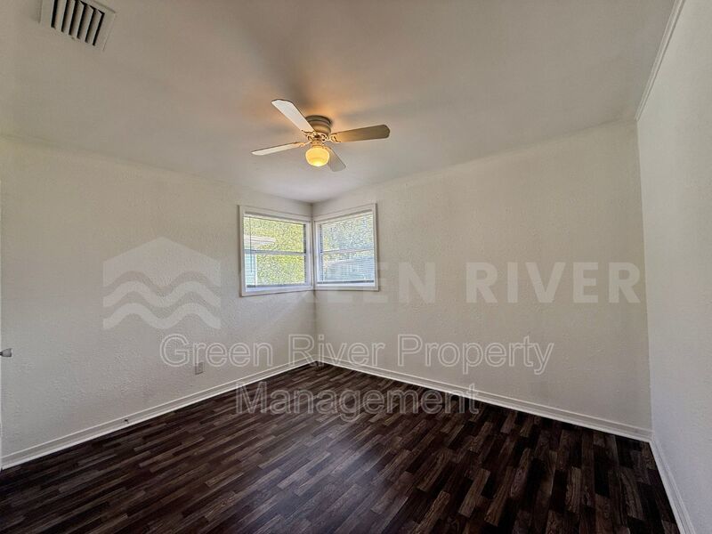 Freshly Updated & Move-In Ready in Osceola Forest! property image