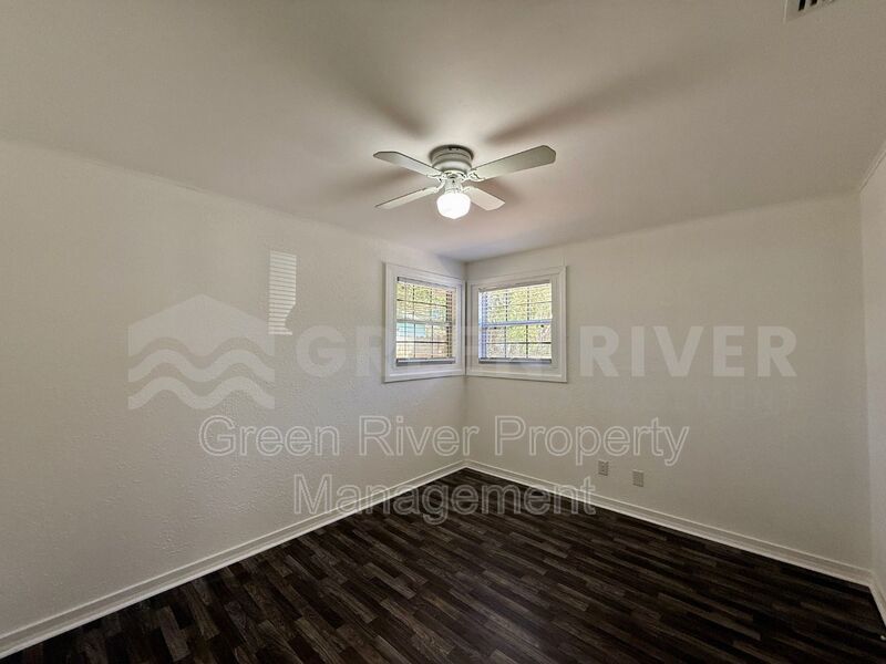 Freshly Updated & Move-In Ready in Osceola Forest! property image