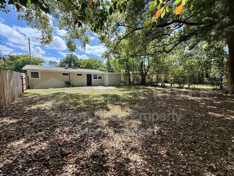 Freshly Updated & Move-In Ready in Osceola Forest! property image