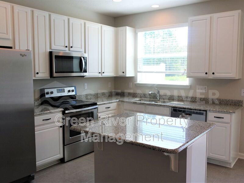 Pond-View Townhome in Durbin Crossing with Resort Amenities! property image