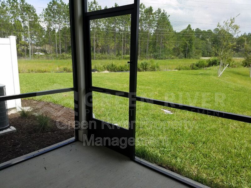 Pond-View Townhome in Durbin Crossing with Resort Amenities! property image