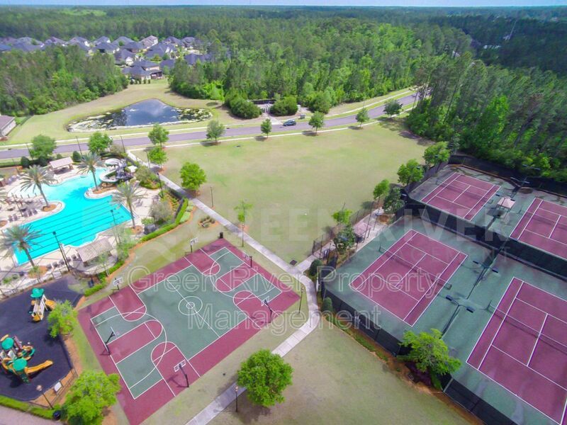 Pond-View Townhome in Durbin Crossing with Resort Amenities! property image