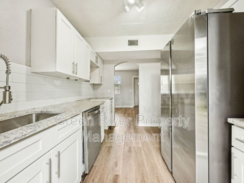 Charming & Updated Home with Spacious Backyard property image