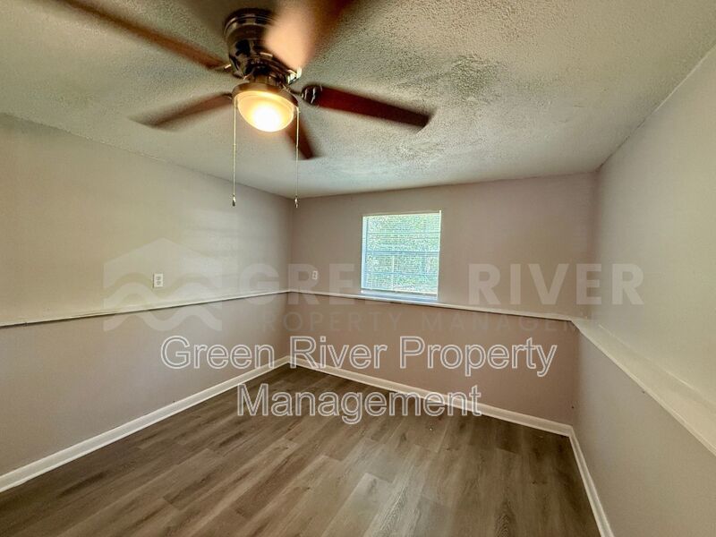 Charming & Updated Home with Spacious Backyard property image