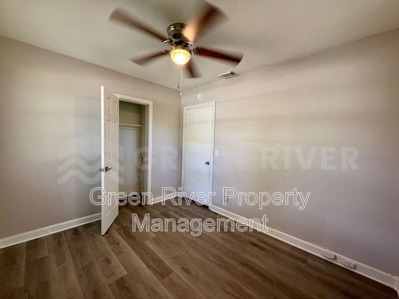 Charming & Updated Home with Spacious Backyard property image