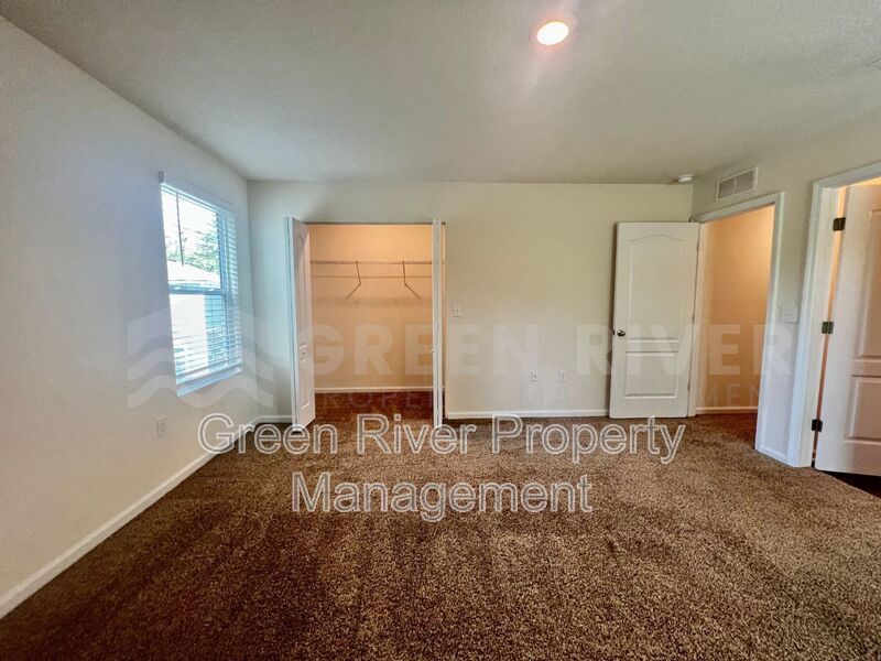 TH in North Jacksonville property image