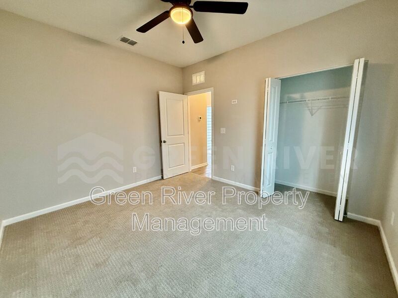 4 Bedroom, 3 bath Home in Wilford Preserve - Orange Park, FL! property image