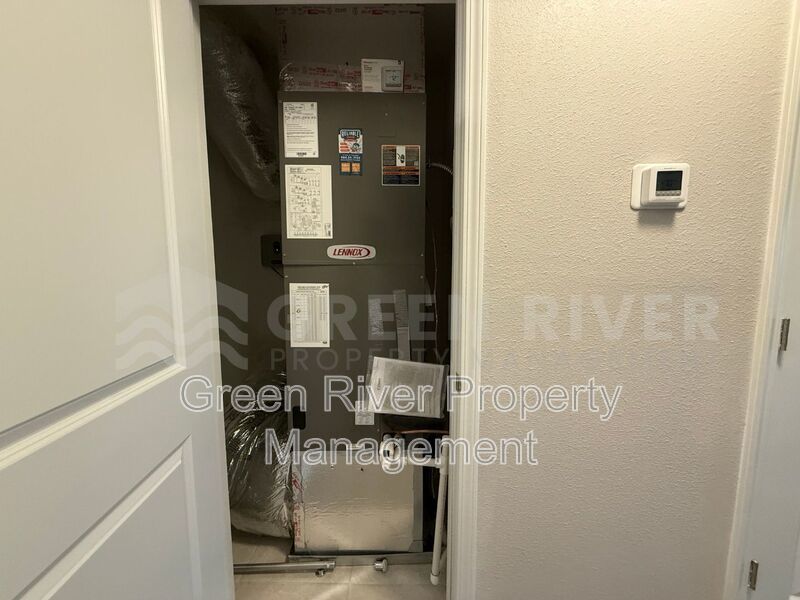 4 Bedroom, 3 bath Home in Wilford Preserve - Orange Park, FL! property image