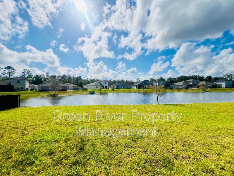 4 Bedroom, 3 bath Home in Wilford Preserve - Orange Park, FL! property image