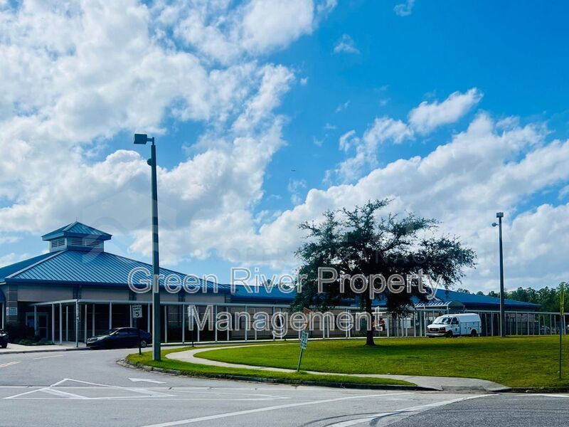 4 Bedroom, 3 bath Home in Wilford Preserve - Orange Park, FL! property image