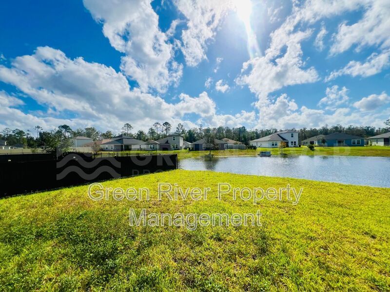 4 Bedroom, 3 bath Home in Wilford Preserve - Orange Park, FL! property image