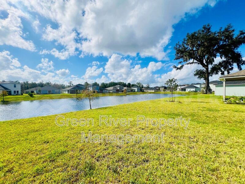 4 Bedroom, 3 bath Home in Wilford Preserve - Orange Park, FL! property image