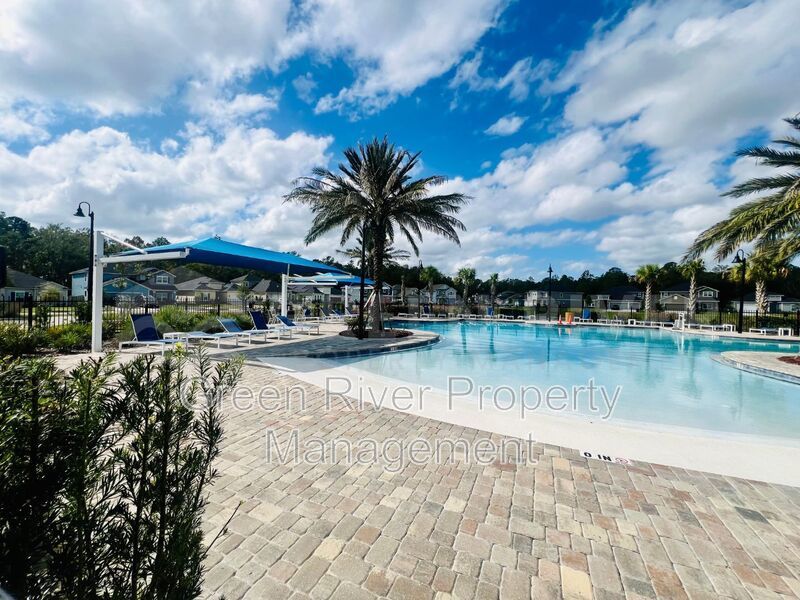 4 Bedroom, 3 bath Home in Wilford Preserve - Orange Park, FL! property image