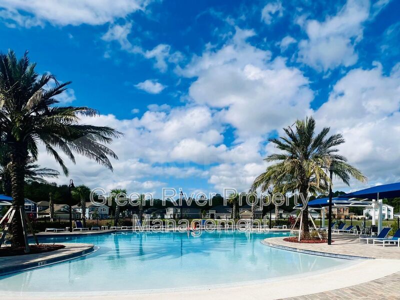 4 Bedroom, 3 bath Home in Wilford Preserve - Orange Park, FL! property image