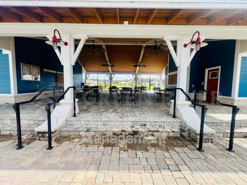 4 Bedroom, 3 bath Home in Wilford Preserve - Orange Park, FL! property image