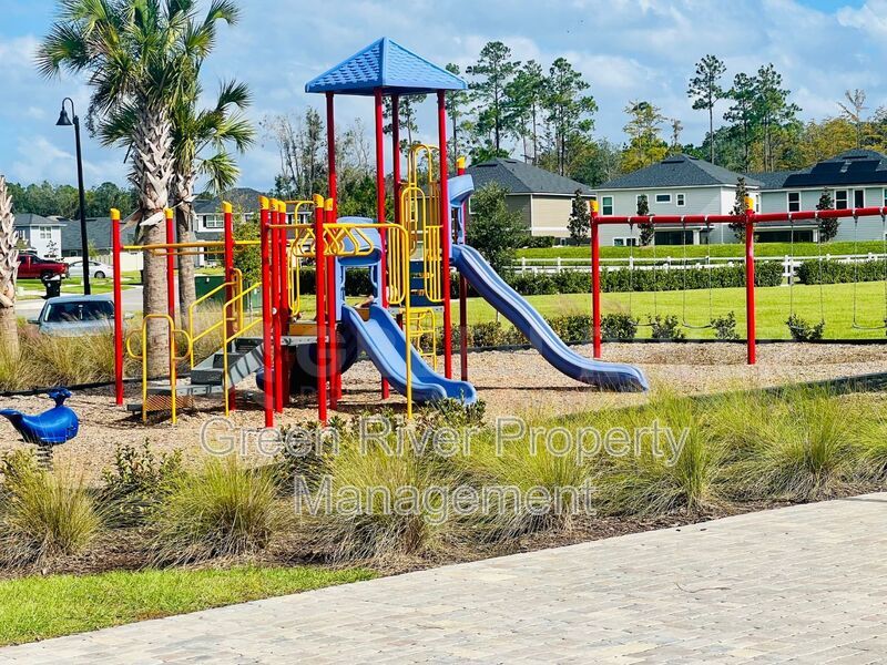 4 Bedroom, 3 bath Home in Wilford Preserve - Orange Park, FL! property image