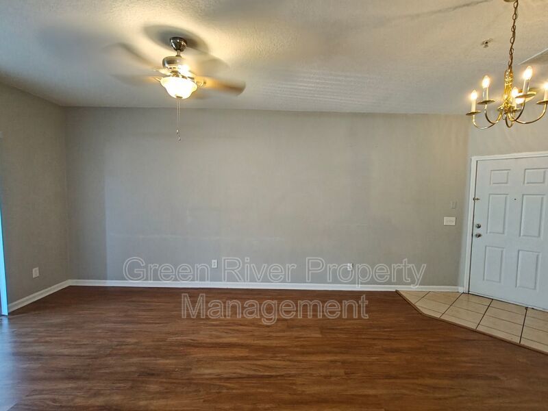 Cozy 2 Bedroom Condo on Ground Floor property image