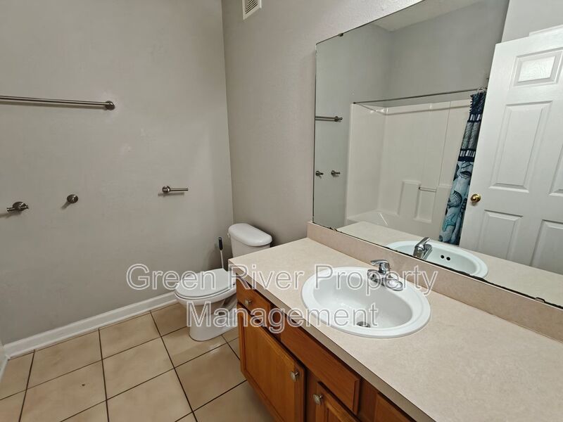 Cozy 2 Bedroom Condo on Ground Floor property image