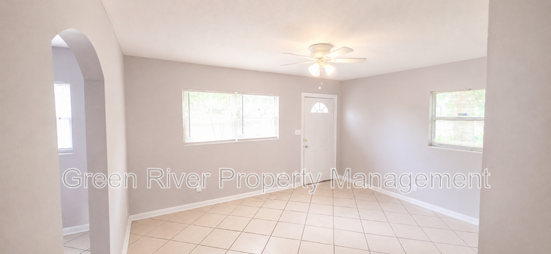 Warm & Inviting 4 Bedroom Home – Pets Welcome! property image