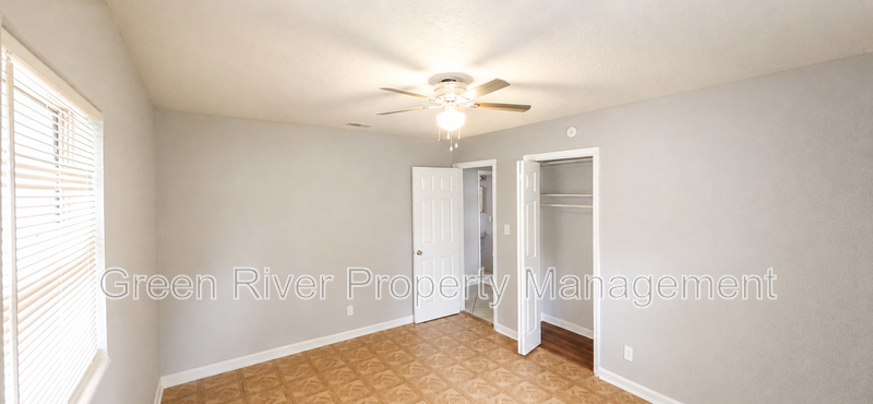Warm & Inviting 4 Bedroom Home – Pets Welcome! property image