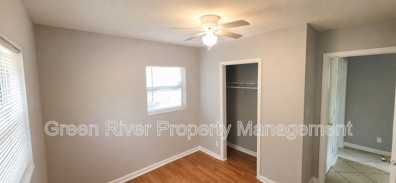 Warm & Inviting 4 Bedroom Home – Pets Welcome! property image