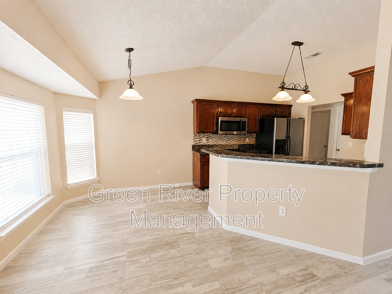 Charming 4 Bedroom Home in Middleburg! property image