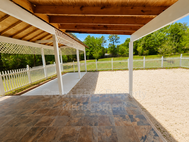 Charming 4 Bedroom Home in Middleburg! property image