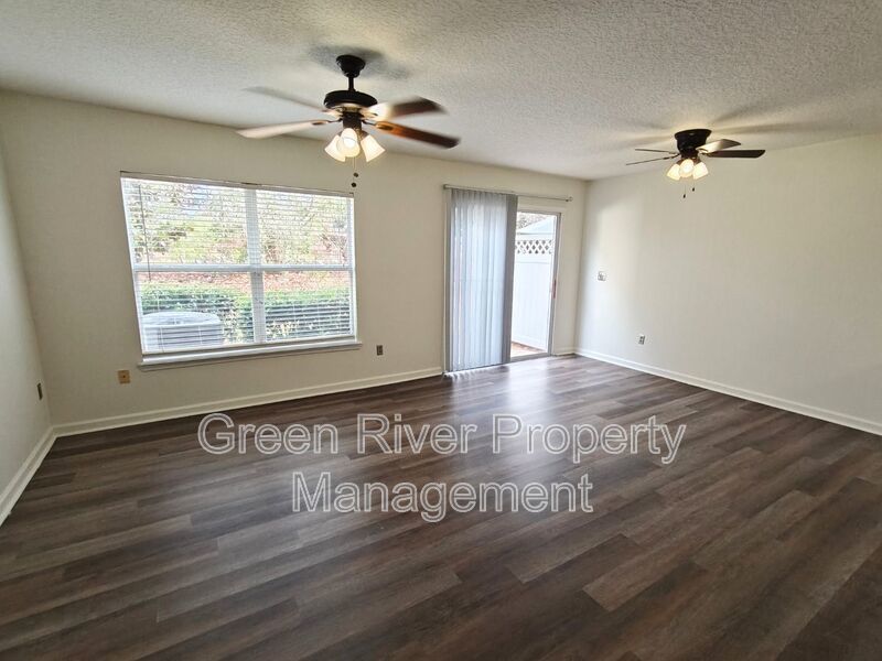 Charming 2BR Townhome in the Heart of Fleming Island property image