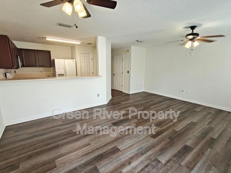Charming 2BR Townhome in the Heart of Fleming Island property image