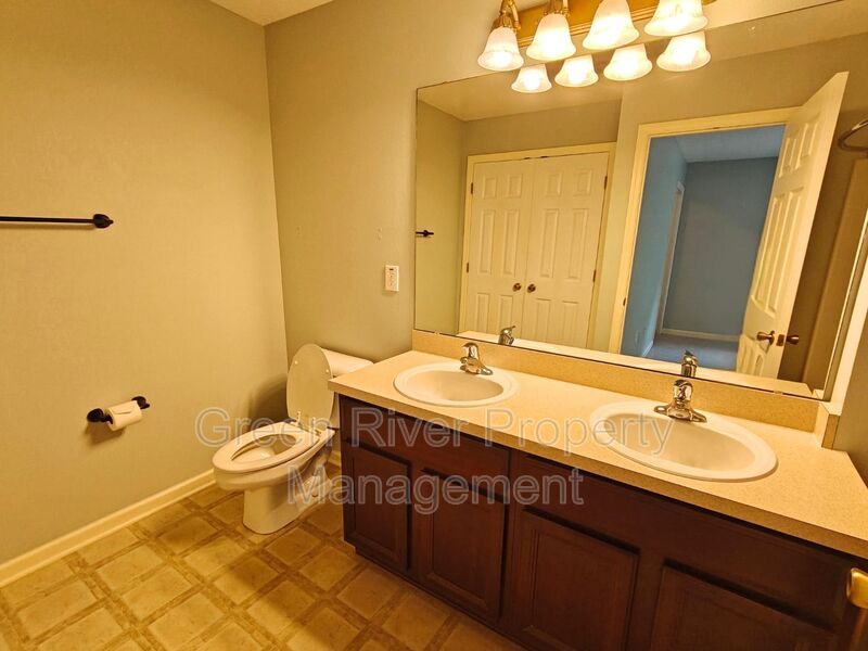 Charming 2BR Townhome in the Heart of Fleming Island property image