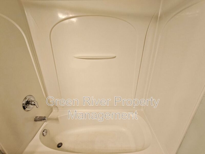 Charming 2BR Townhome in the Heart of Fleming Island property image
