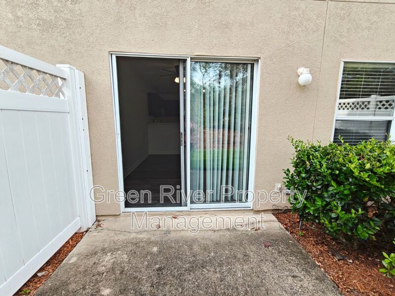 Charming 2BR Townhome in the Heart of Fleming Island property image