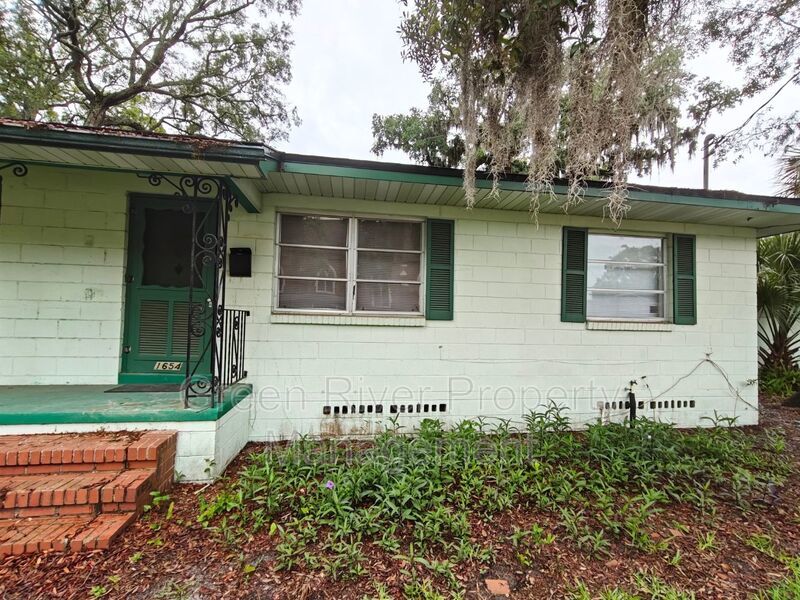 Charming 2BR Home with Updated Kitchen property image