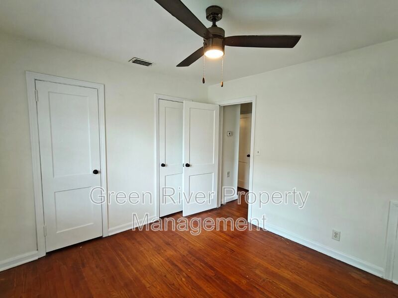 Charming 2BR Home with Updated Kitchen property image