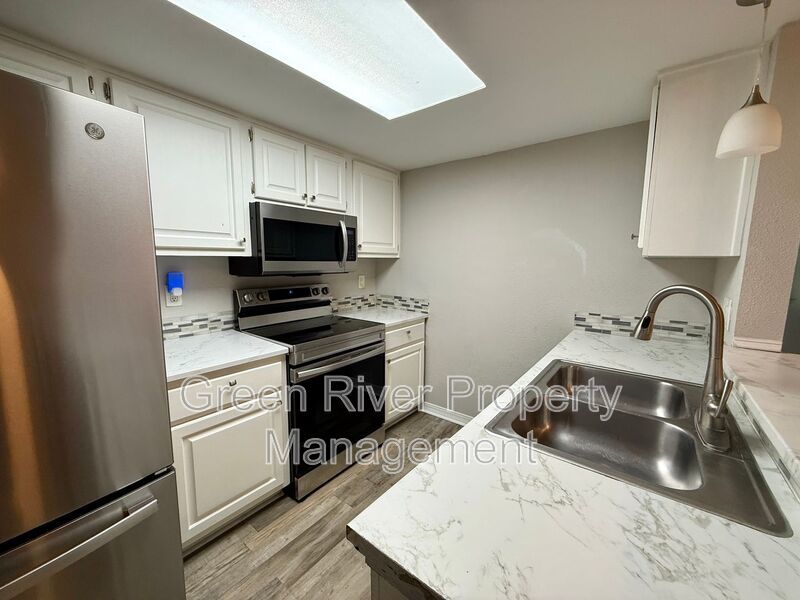 Modern Comfort Meets Everyday Convenience in This 3BR Home! property image