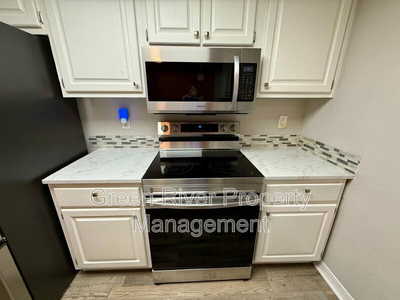 Modern Comfort Meets Everyday Convenience in This 3BR Home! property image