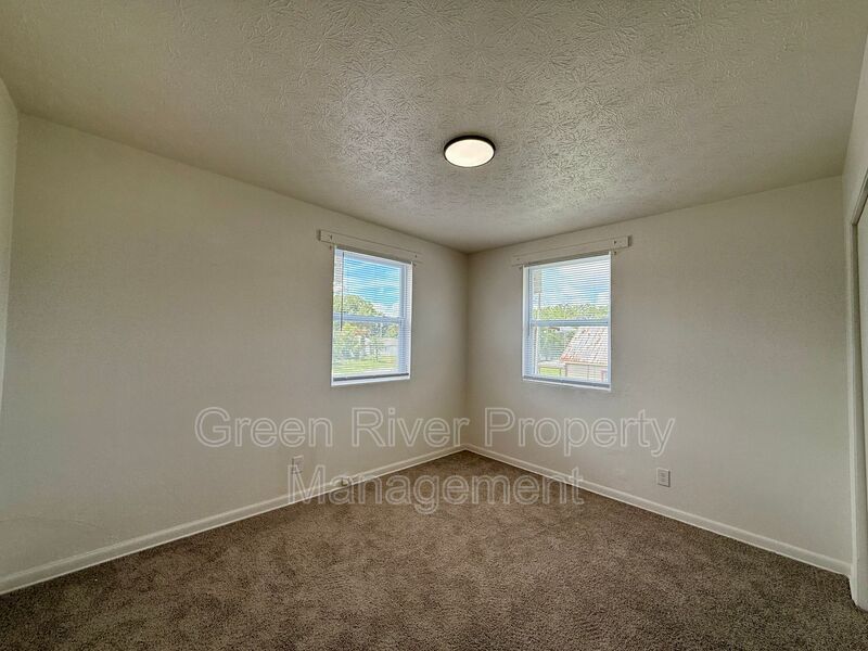 Charming 3-Bedroom Home with Water Included property image