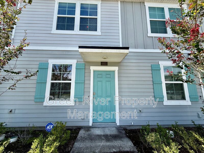 Experience Easy Living in This Beautiful Equinox Townhome! property image