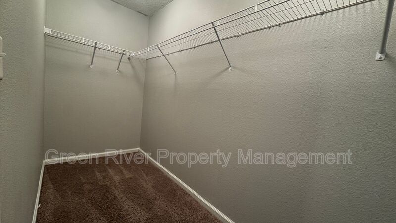 Modern 3-Bedroom Home with Open Living & Prime Jacksonville Location! property image