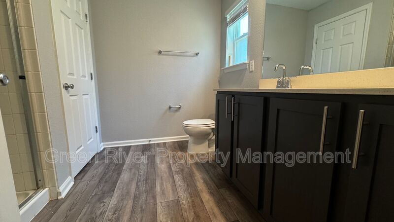 Modern 3-Bedroom Home with Open Living & Prime Jacksonville Location! property image