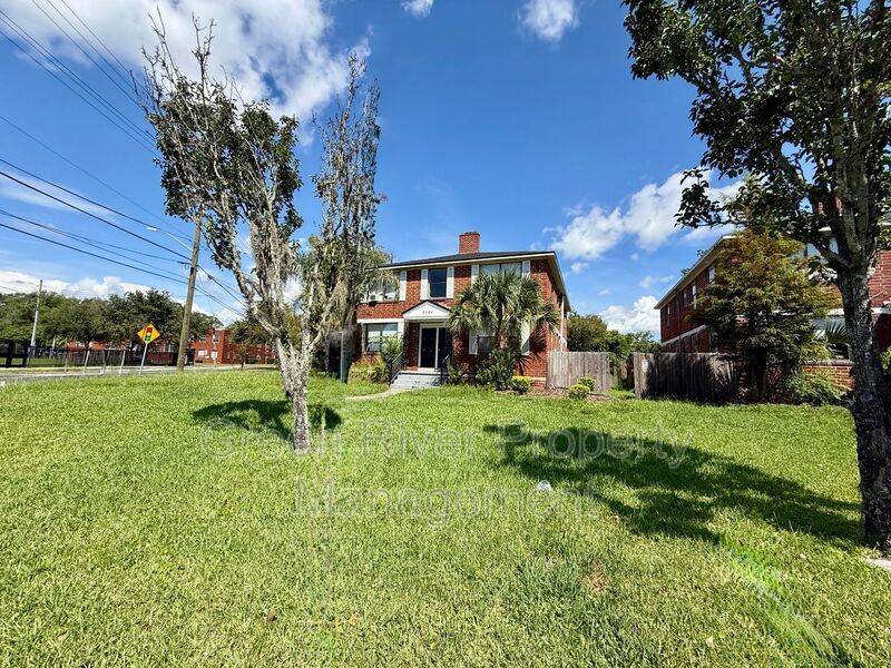 ✨ Fresh, Fun & Fabulous in Riverside! ✨ property image