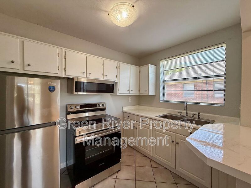 ✨ Fresh, Fun & Fabulous in Riverside! ✨ property image