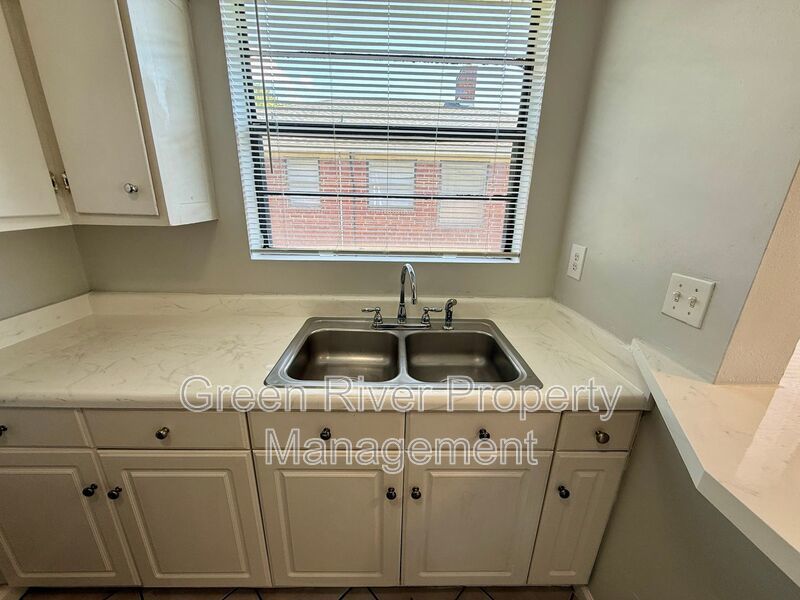 ✨ Fresh, Fun & Fabulous in Riverside! ✨ property image