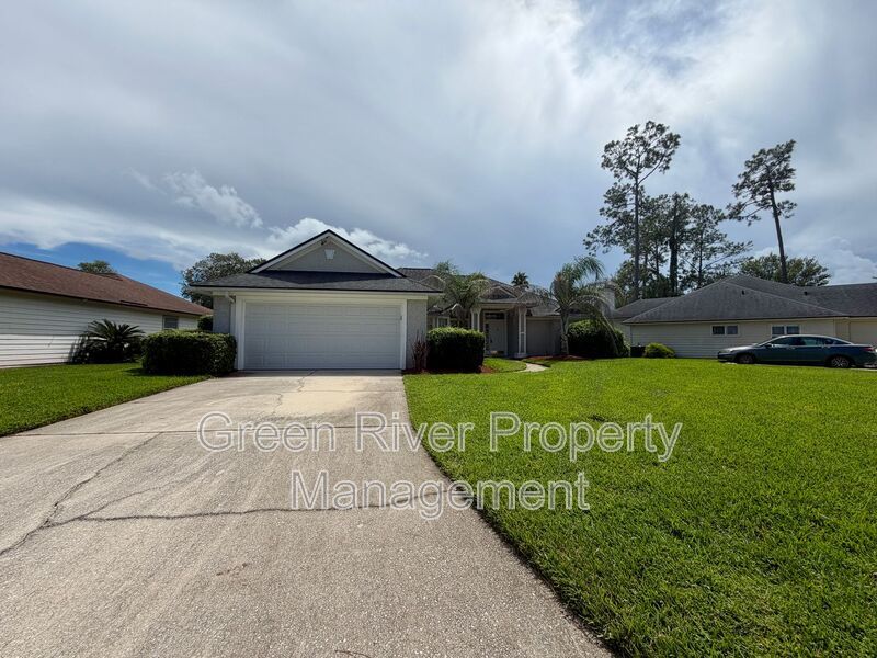 Live the Eagle Harbor Lifestyle! property image